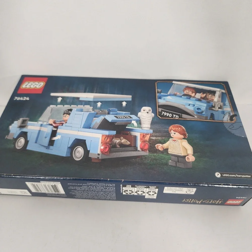 LEGO Harry Potter 76424 Flying Ford Anglia 165 Pc New Sealed Hogwarts